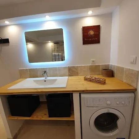 Holiday home La Maison Camille Au Pied De La Cite +garage Prive Carcassonne