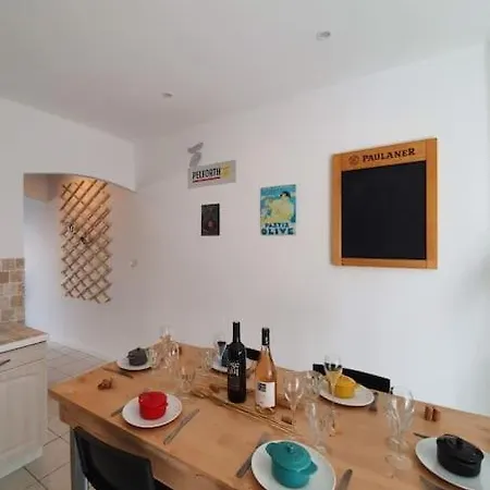 Holiday home La Maison Camille Au Pied De La Cite +garage Prive Carcassonne